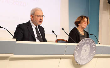 Carlo Trigilia in conferenza stampa - fonte: Ministero per la Coesione territoriale