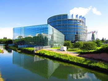 Parlamento europeo - Photo credit: Foto di Udo Pohlmann da Pixabay 