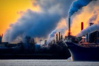 Emissioni inquinanti - Foto di Chris LeBoutillier da Pexels
