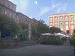 Palazzi Piazza Bellini Napoli - Foto di Baku