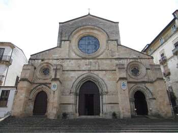 Duomo di Cosenza - Photo credit by Superchilum (Creative Commons license)